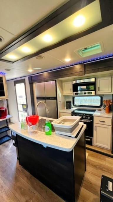 Luxury Glamping Near Idaho Event Center In Nampa Apartment Exterior photo