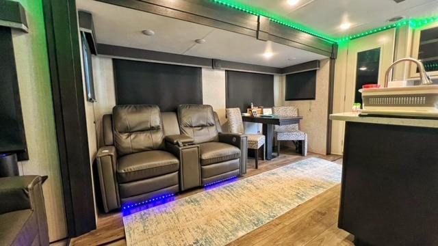 Luxury Glamping Near Idaho Event Center In Nampa Apartment Exterior photo